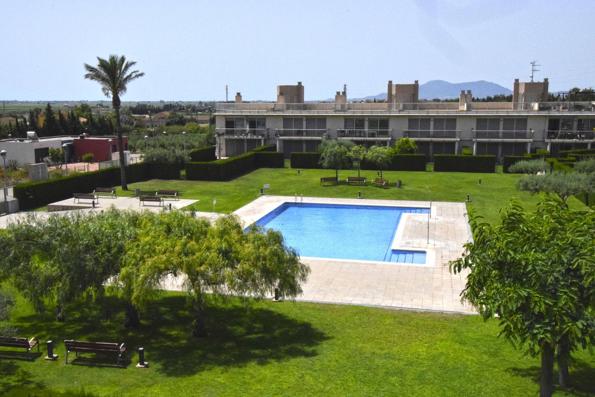 Apartment -
                                      Ampolla -
                                      3 bedrooms -
                                      7 persons